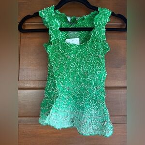 Chaudry Women’s Popcorn Style Embellished Tank Top 🥝